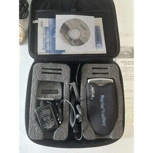 Magellan RoadMate 700 GPS Navigation Bundle Tested Complete w/ Case Charger